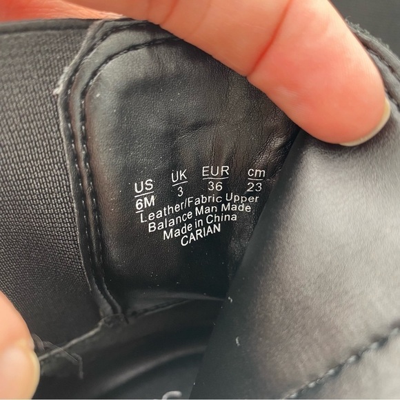 Franco Sarto Carian Leather Essential Chelsea Boots Ankle Booties Black Size 6 - Picture 3 of 9